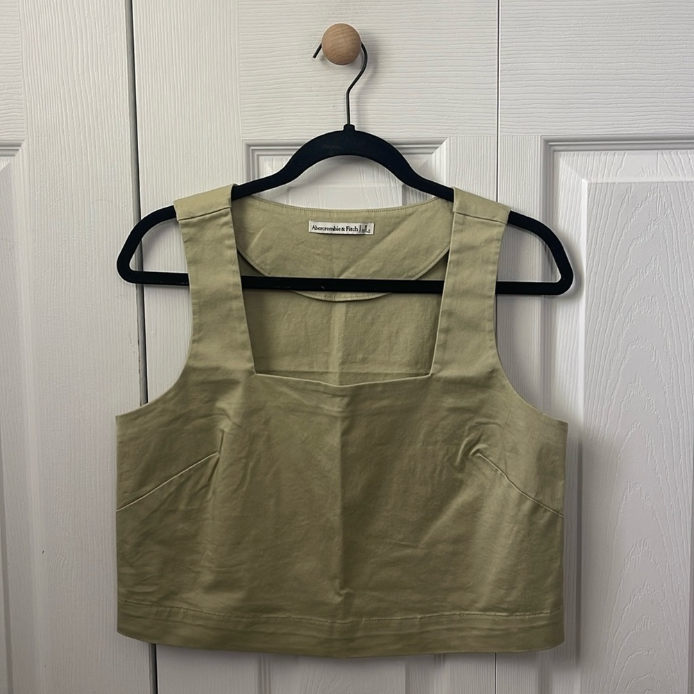 Crisp Cotton Squareneck Set Top